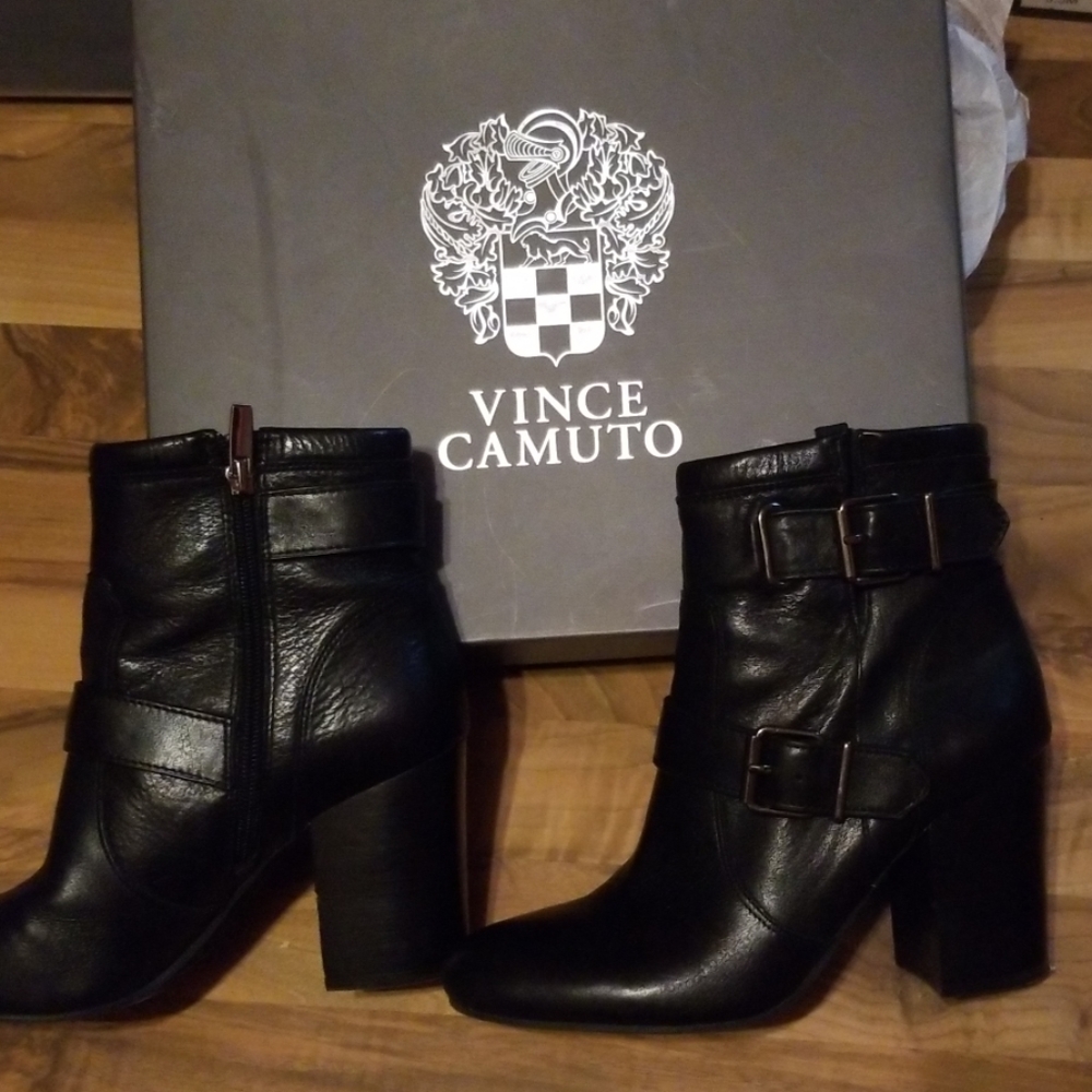 Ankle Boots - Picture 2 of 4
